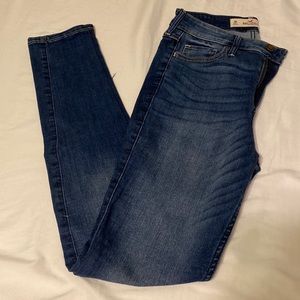 Hollister size 3R skinny jeans
